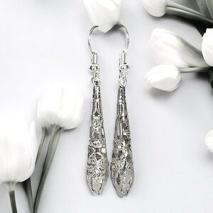 5 For $25💫Long Silver Filigree Dangles Earrings
